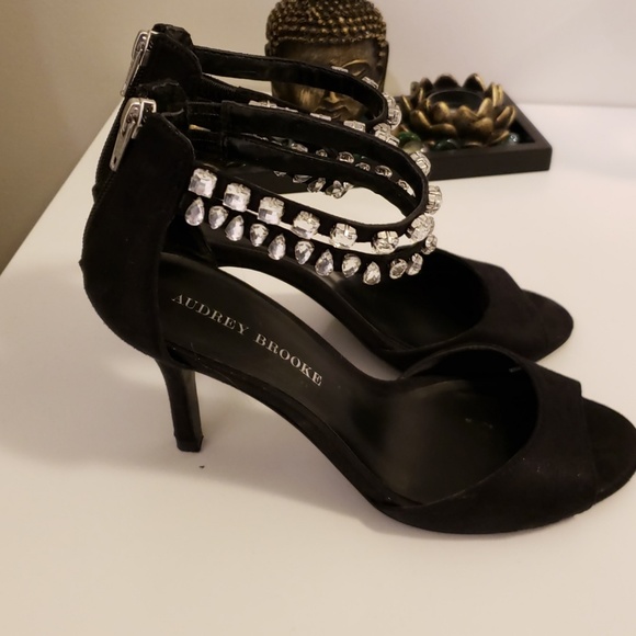 Black open toes audrey Brooke heels - Picture 3 of 4